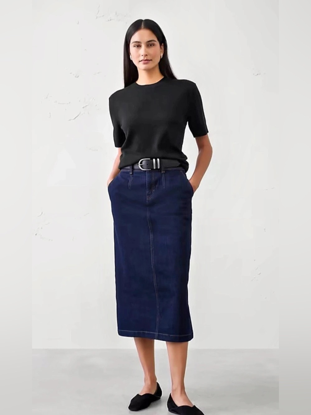 Banana Republic Short Sleeve Top in Black Size Medium NWT